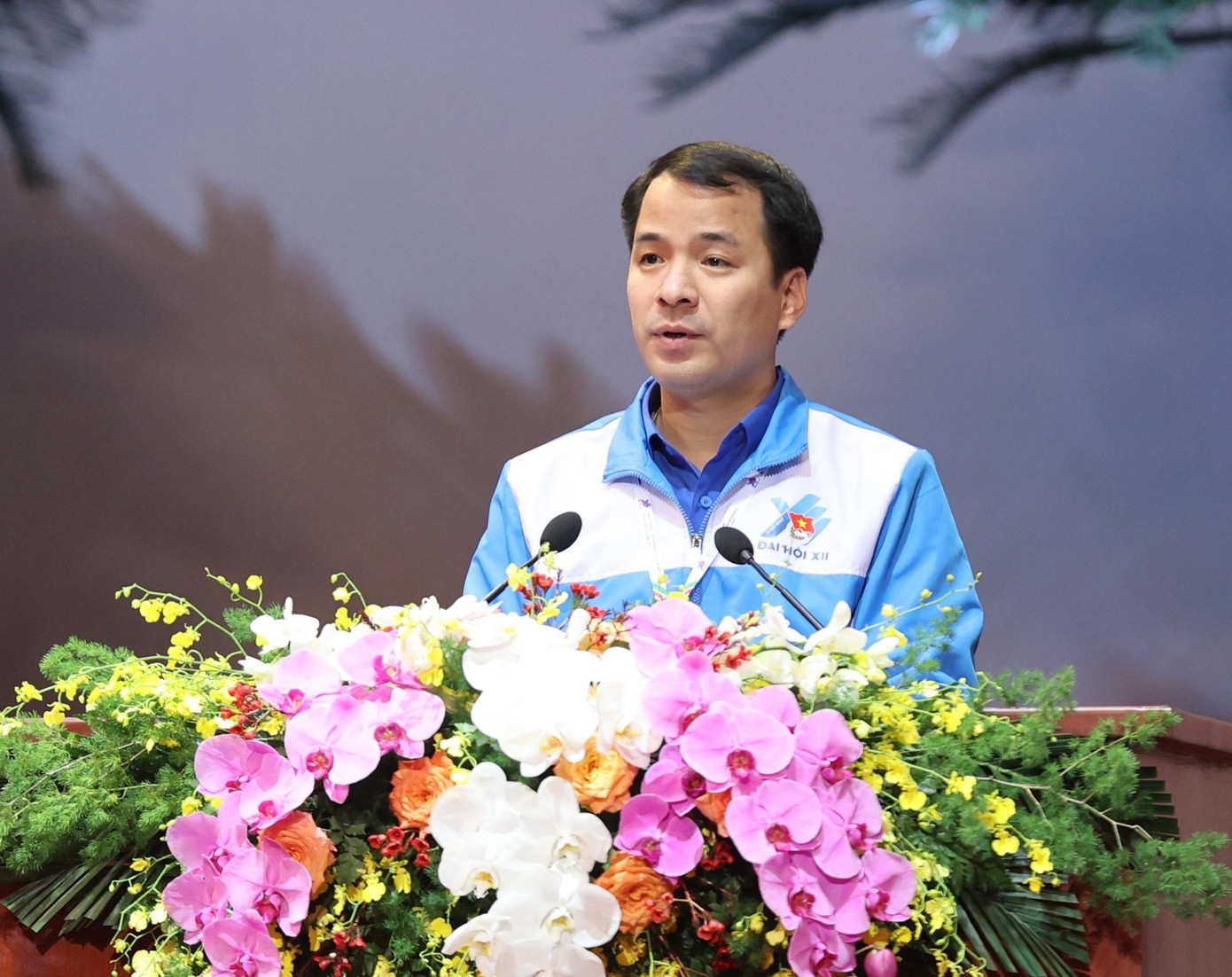 Anh Ngô Văn Cương, Bí thư Ban Chấp hành T.Ư Đoàn khóa XI, trình bày dự thảo Quy chế Đại hội Đoàn toàn quốc lần thứ XII Anh Ngô Văn Cương, Bí thư Ban Chấp hành T.Ư Đoàn khóa XI, trình bày dự thảo Quy chế Đại hội Đoàn toàn quốc lần thứ XII