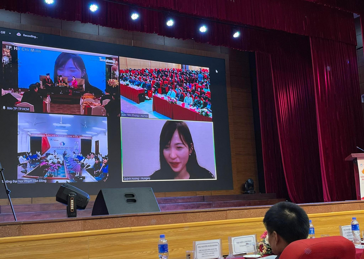 'Nâng bước Thủ khoa' năm 2022: Những câu chuyện chạm đến trái tim ảnh 33 'Nâng bước Thủ khoa' năm 2022: Những câu chuyện chạm đến trái tim ảnh 33