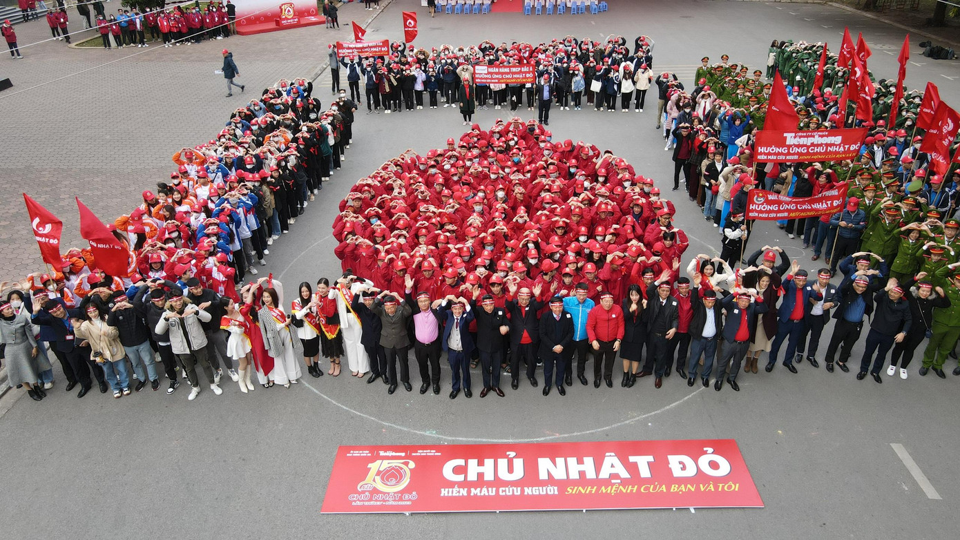 Trải qua 14 năm tổ chức, Chủ nhật Đỏ đã góp phần nâng cao nhận thức của hàng trăm ngàn người dân về hiến máu tình nguyện, tạo thành một chiến dịch vận động hiến máu có quy mô lớn mỗi dịp Tết đến, Xuân về.