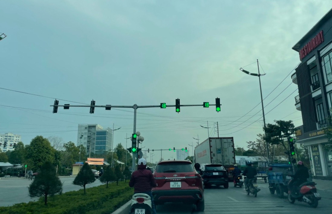 Cơ quan Công an tỉnh Thanh Hoá phối hợp với lực lượng chức năng hoàn thiện hệ thống thiết bị để thực hiện việc xử phạt nguội nhiều khu vực trên địa bàn tỉnh.