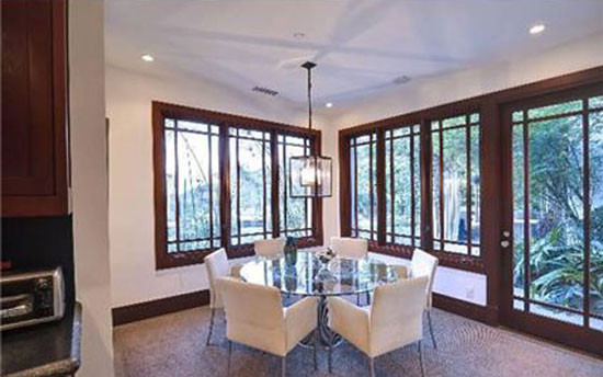 'Đột nhập' biệt thự mới của cô Kim 'siêu vòng 3' ảnh 11