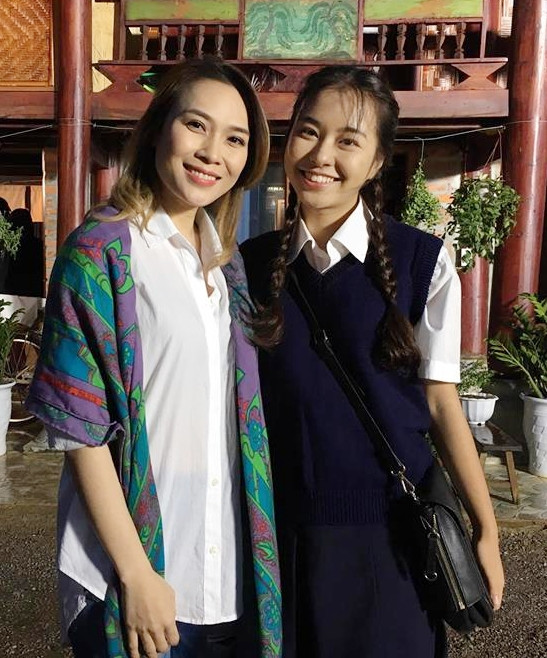 Nữ sinh xinh đẹp giỏi 2 ngoại ngữ khiến nhiều teen boy xao xuyến ảnh 1