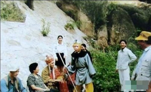 Chùm ảnh hậu trường cực quý hiếm của Tây Du Ký 1986 ảnh 5