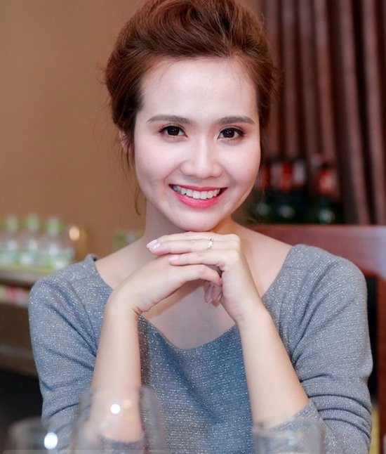 Huyền Lizzie choáng váng bởi cái tát của NSND Lan Hương ảnh 3