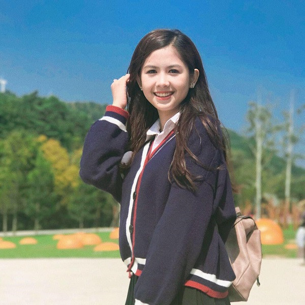 'Hot girl chân khoèo' bất ngờ tìm thấy 'chị em thất lạc' ảnh 9