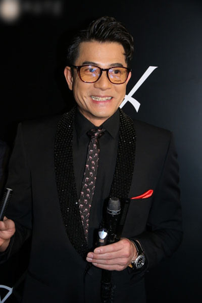 Quách Phú Thành khóc khi làm bố ở tuổi 52 ảnh 1