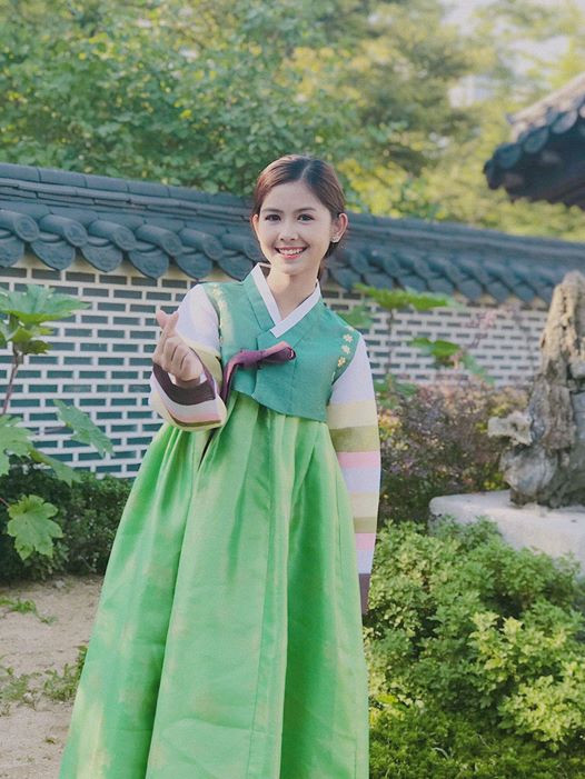 'Hot girl chân khoèo' bất ngờ tìm thấy 'chị em thất lạc' ảnh 3