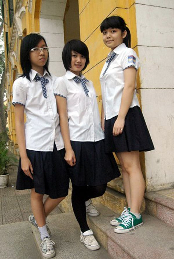 Đồng phục mùa hè dành cho nữ