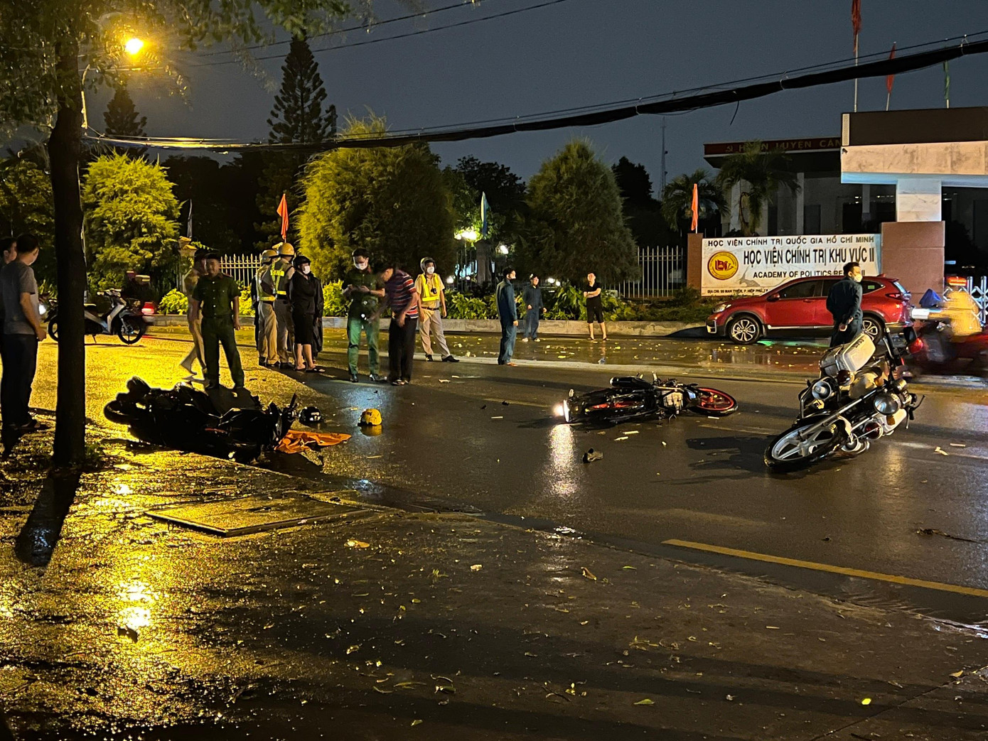 Hiện trường vụ tai nạn giao thông. Ảnh: Xuân Đoàn