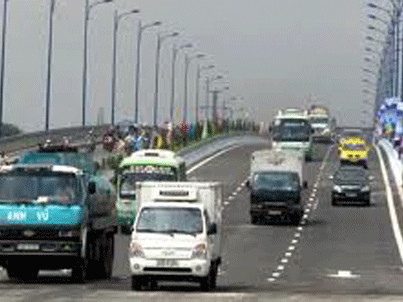 Ngày nay, cầu Rạch Chiếc được xây dựng lại, to lớn, hiện đại