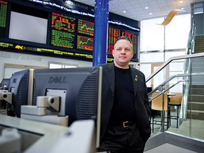 Trung tá Mike Zacchea tại trụ sở công ty của ông