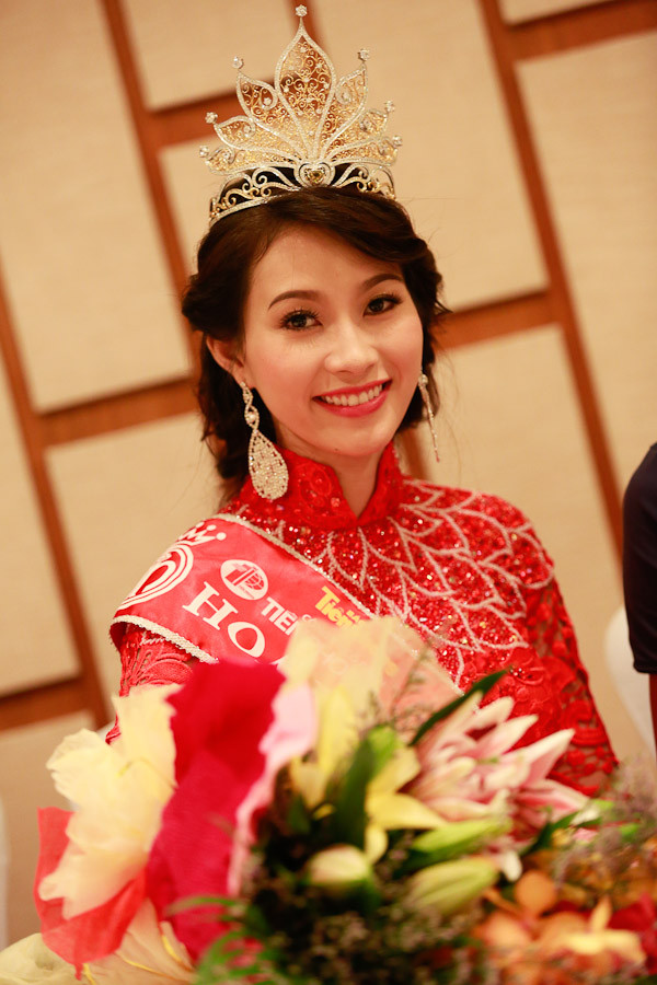 Hoa hậu Đặng Thu Thảo