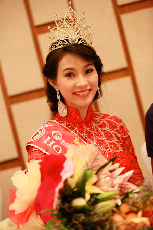 Hoa hậu Đặng Thu Thảo