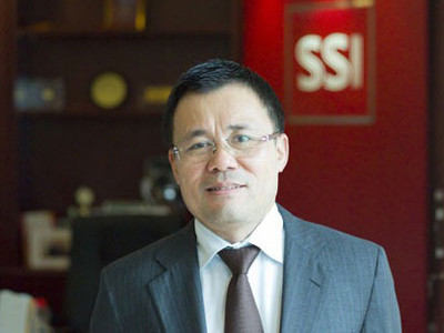 Chủ tịch HĐQT kiêm TGĐ của SSI - ông Nguyễn Duy Hưng. Chủ tịch HĐQT kiêm TGĐ của SSI - ông Nguyễn Duy Hưng