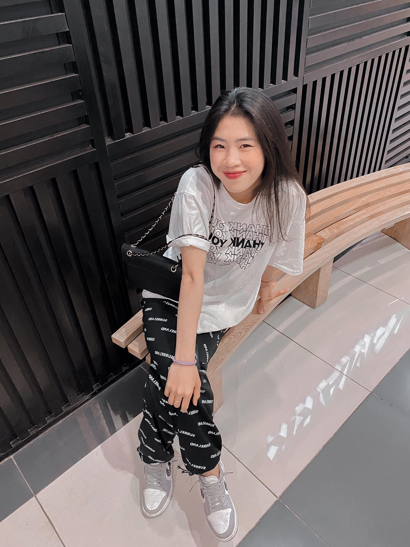 Một Thanh Nhã xinh đẹp như &quot;hot girl&quot; ở ngoài đời