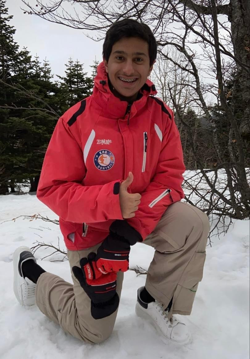 Hình ảnh đời thường của hoàng tử Abdulrahman Fahad Al-Thani. Hình ảnh đời thường của hoàng tử Abdulrahman Fahad Al-Thani.