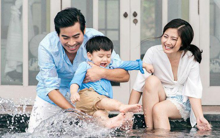 Cặp đôi ly hôn vào cuối năm 2019 sau 3 năm chung sống. Cặp đôi ly hôn vào cuối năm 2019 sau 3 năm chung sống.