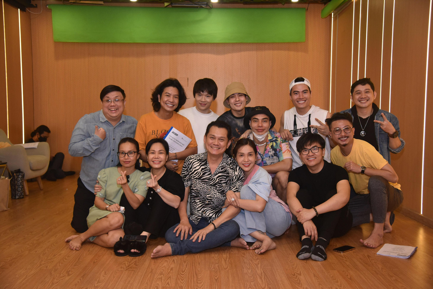 Bên cạnh dàn nghệ sĩ tài năng, Táo Xuân còn mang đến các “hiện tượng mạng” cực kỳ hot như: Hữu Đằng, Võ Đăng Khoa, Huỳnh Thanh Trực, Kim Nhã,….hứa hẹn nhiều tiết mục sôi động, hấp dẫn.