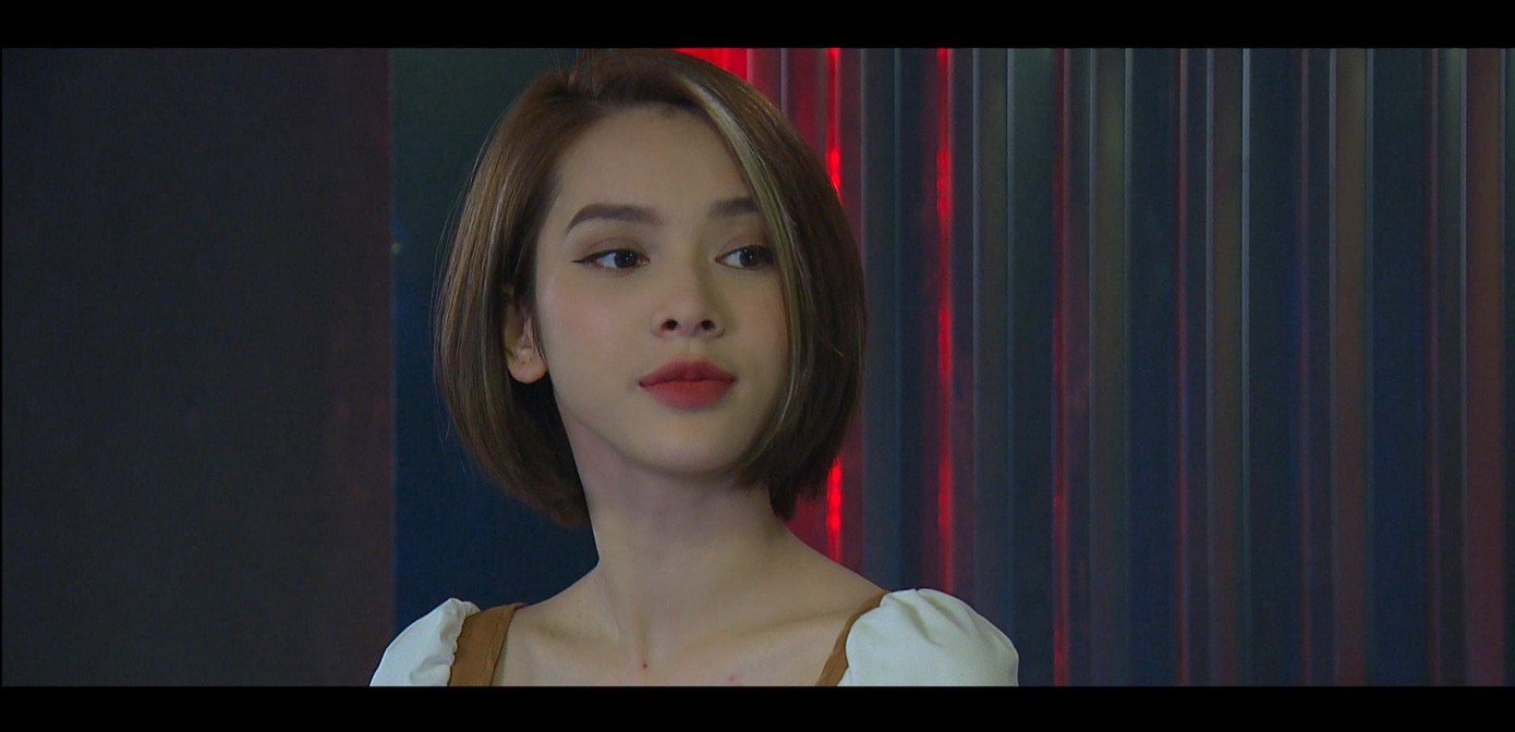 Tạo hình nhân vật Hoài của Quỳnh Lương trong Lối nhỏ vào đời Tạo hình nhân vật Hoài của Quỳnh Lương trong Lối nhỏ vào đời