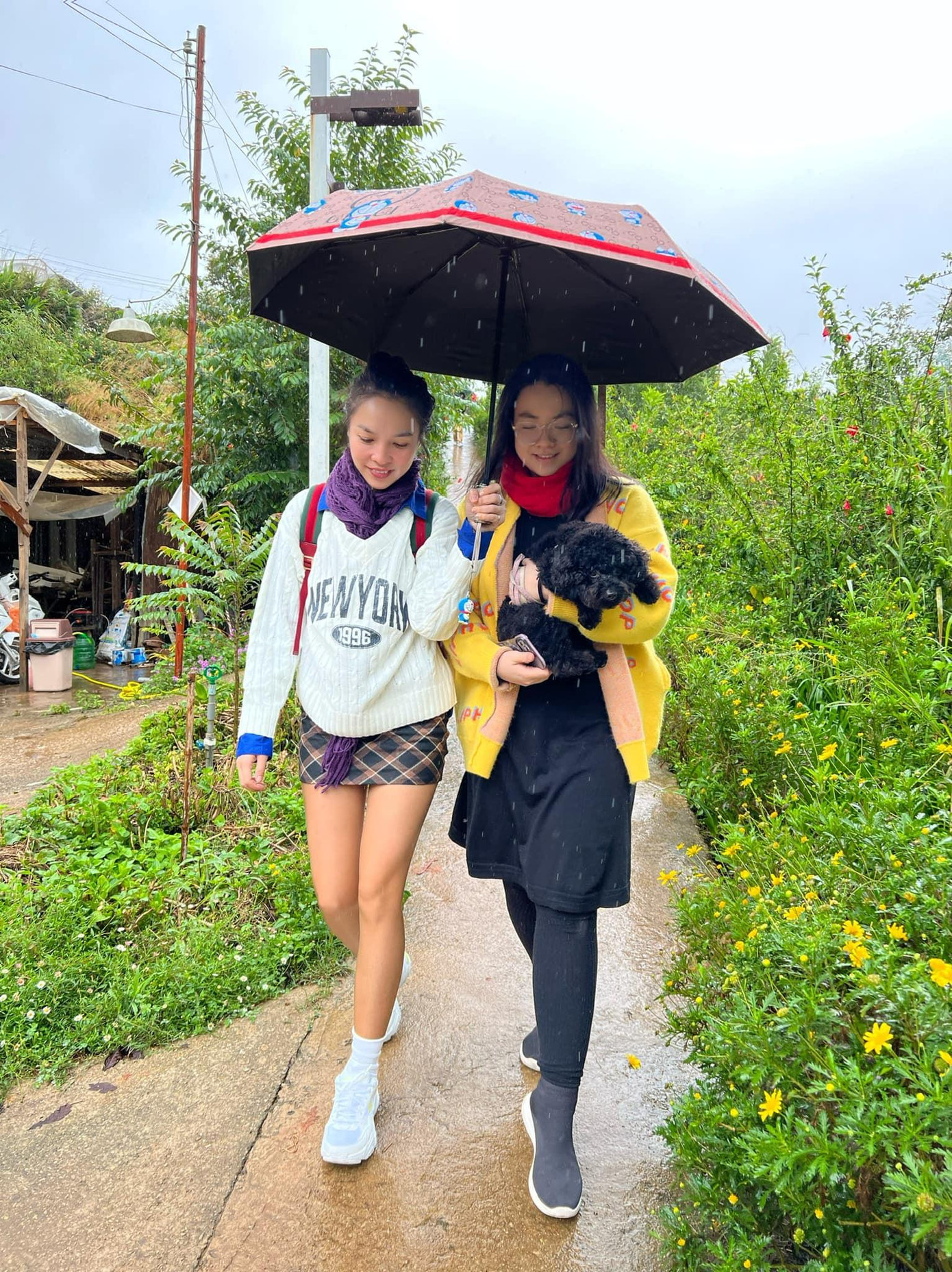 Bức ảnh hút hơn trăm nghìn lượt thích của hai mẹ con ca sĩ Hiền Thục.