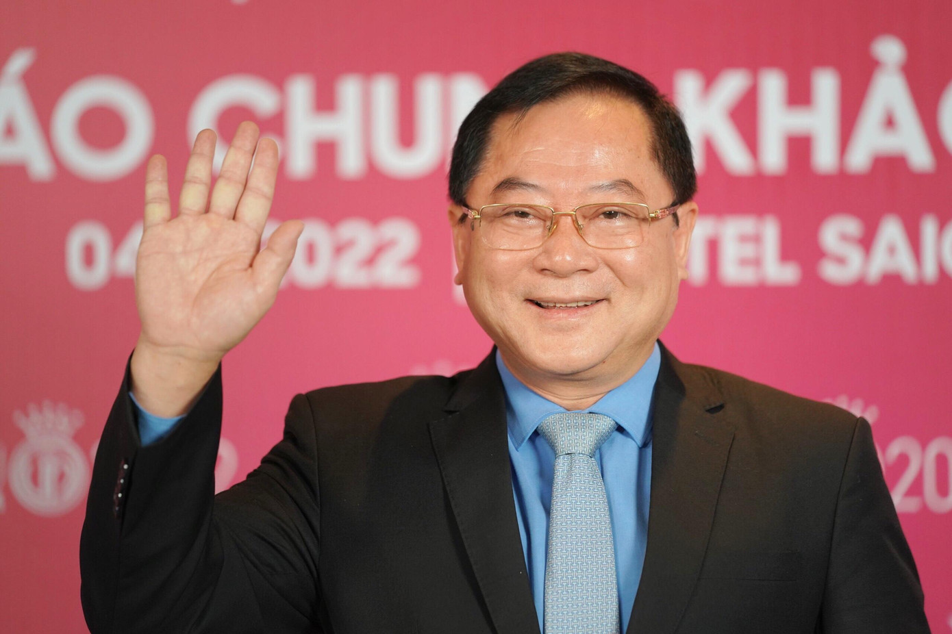 Nhà báo Lê Xuân Sơn - Tổng biên tập Báo Tiền Phong, Trưởng ban tổ chức, Trưởng ban giám khảo cuộc thi Hoa hậu Việt Nam 2022. Ảnh: Phạm Nguyễn. Nhà báo Lê Xuân Sơn - Tổng biên tập Báo Tiền Phong, Trưởng ban tổ chức, Trưởng ban giám khảo cuộc thi Hoa hậu Việt Nam 2022. Ảnh: Phạm Nguyễn.