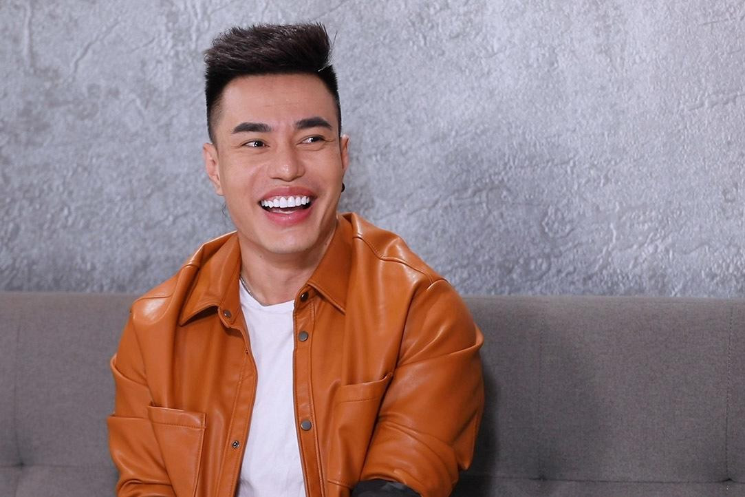 Trong khi đó, Thiên lôi do Lê Dương Bảo Lâm đảm nhận.