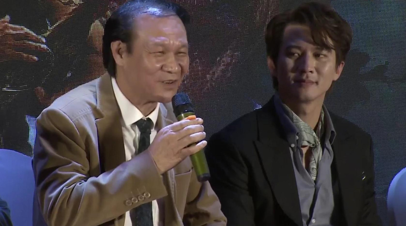 NSND Nguyễn Hải (trái) NSND Nguyễn Hải (trái)