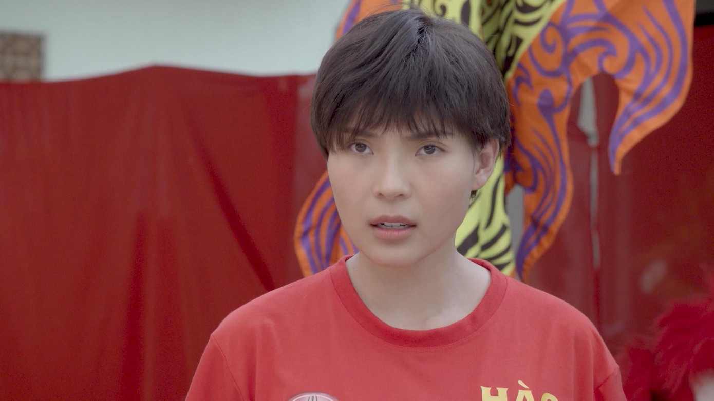 Thúy Diễm gây chú ý với mái tóc ngắn như con trai Thúy Diễm gây chú ý với mái tóc ngắn như con trai