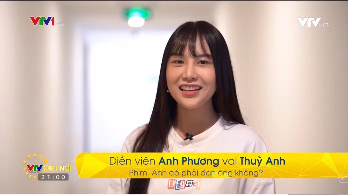 Tạo hình của Anh Phương trong phim "Anh có phải đàn ông không?"