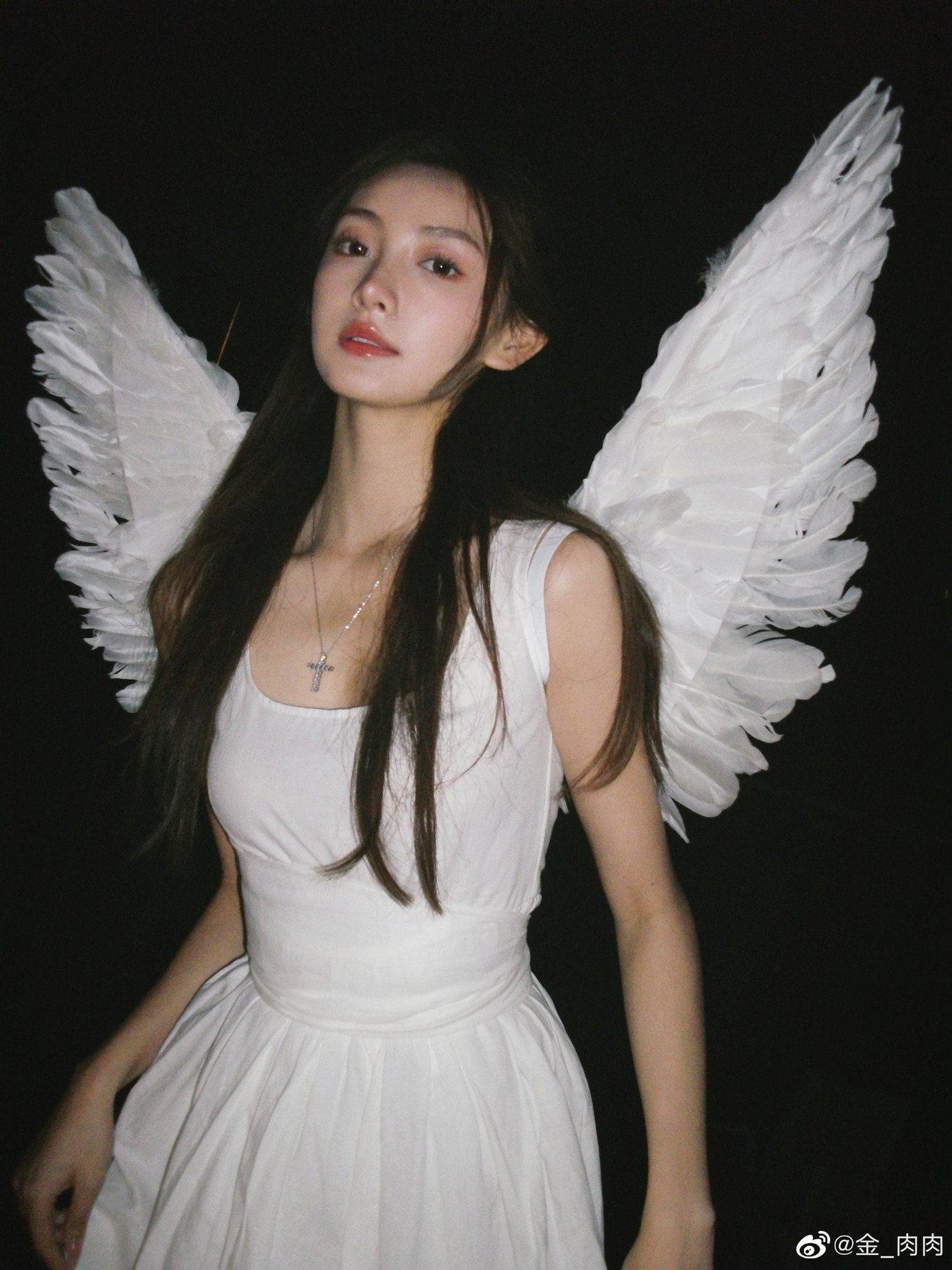 Hình ảnh đời thường của mỹ nhân World Cup. Ảnh: Weibo.