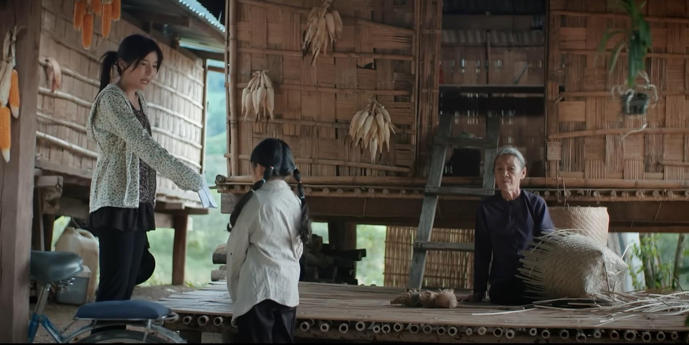 Xuân cay nghiệt với bà cháu Hạt Dẻ. Ảnh: CMH.