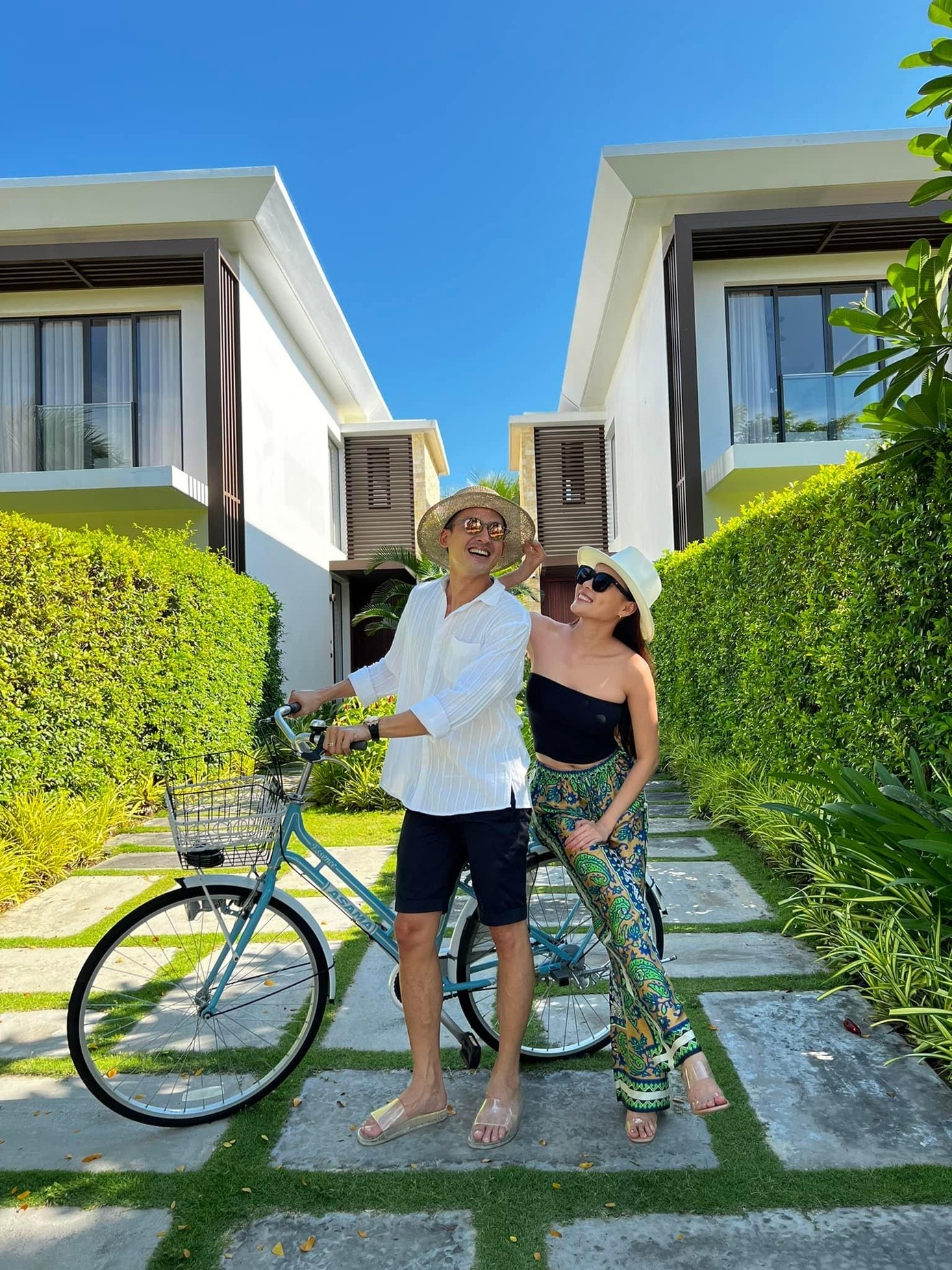 Gần đây vợ chồng nữ diễn viên “Gia đình là số 1” mở kênh TikTok ghi lại nhiều hoạt động của gia đình, những tiểu phẩm ngắn hài hước và đón nhận sự yêu thích của người hâm mộ.