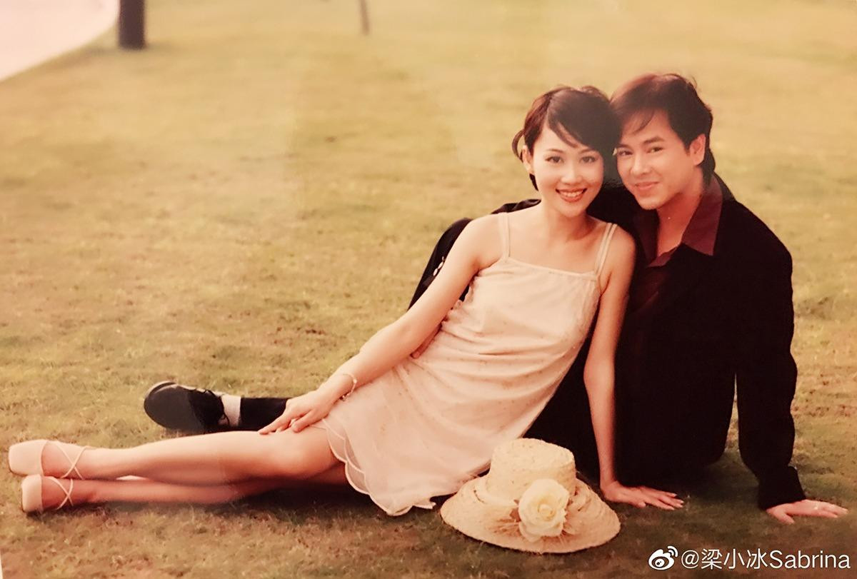 Vợ chồng Lương Tiểu Băng - Trần Gia Huy hồi trẻ. Ảnh: Weibo. Vợ chồng Lương Tiểu Băng - Trần Gia Huy hồi trẻ. Ảnh: Weibo.