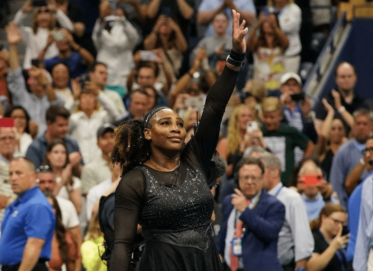 Ngôi sao quần vợt Serena Williams giải nghệ. Serena Williams khép lại sự nghiệp lẫy lừng với 73 danh hiệu, khối tài sản 260 triệu USD và là vận động viên duy nhất vào danh sách 100 phụ nữ giàu nhất thế giới, theo Forbes. Ảnh: Associated Press.