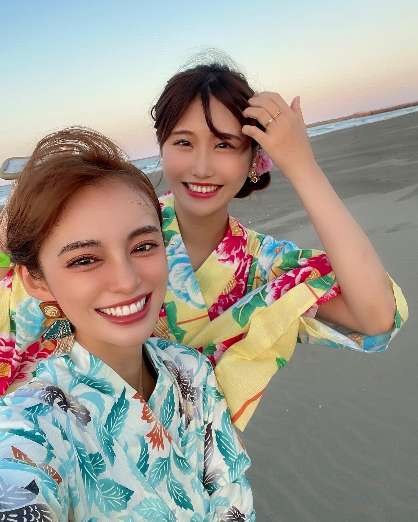 Shono có phong cách thời trang nữ tính, gợi cảm. Ảnh: shono.contact. Shono có phong cách thời trang nữ tính, gợi cảm. Ảnh: shono.contact.