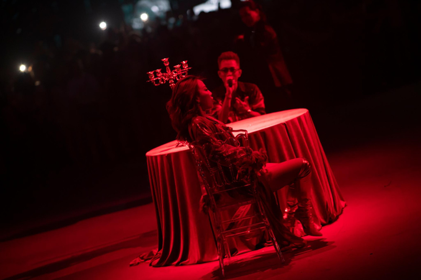 Các nghệ sĩ của SpaceSpeakers tái hiện nhiều bản hit trên sân khấu.