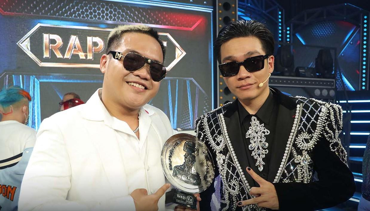 Á quân Blacka đội Wowy Á quân Blacka đội Wowy