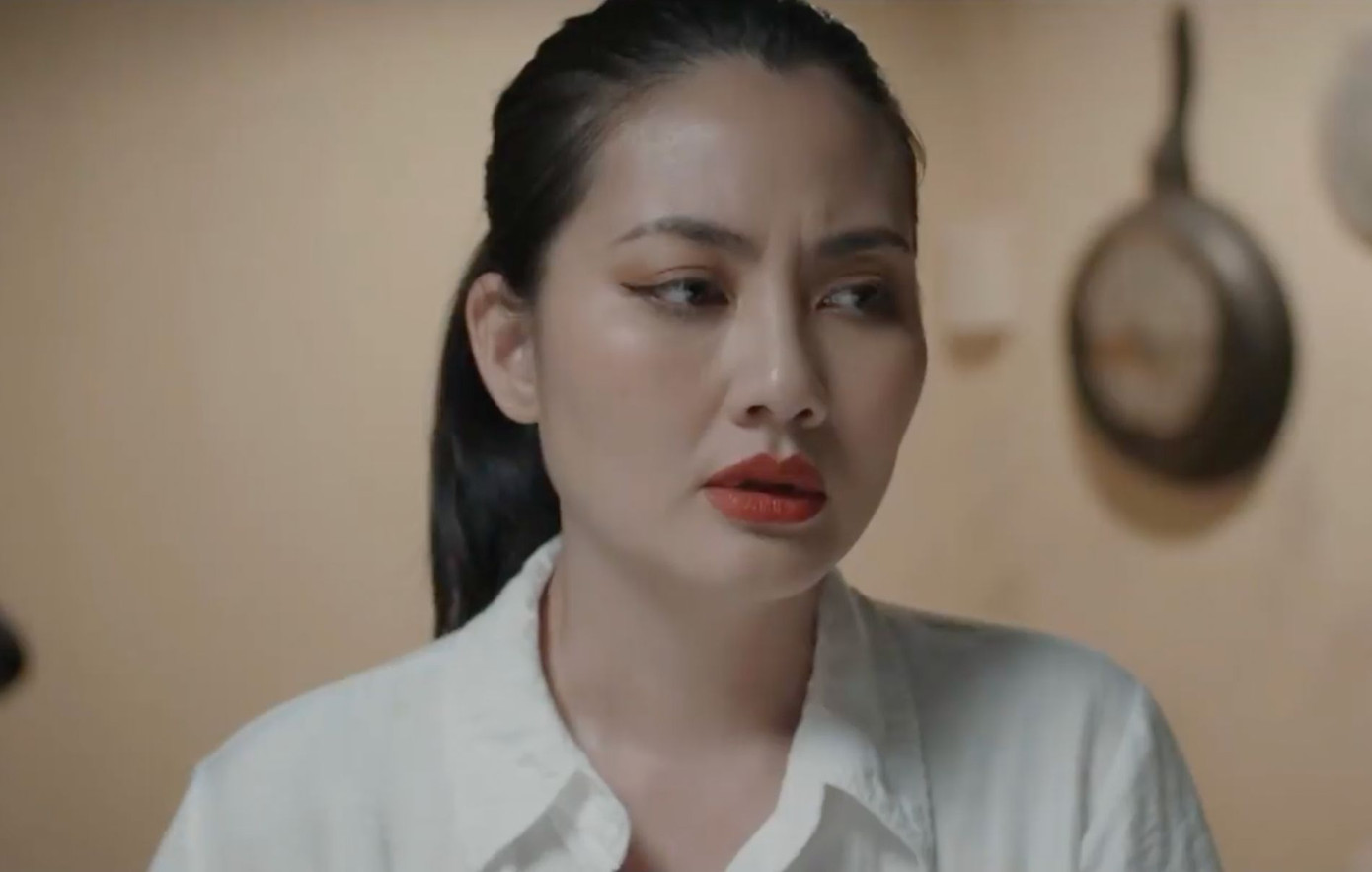 Thược nói cho Hồng bí mật động trời của Hào. Ảnh: CMH. Thược nói cho Hồng bí mật động trời của Hào. Ảnh: CMH.