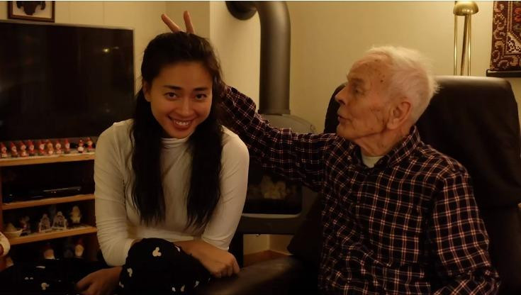 Ngô Thanh Vân và cha nuôi - ông Trygve Andersen Ngô Thanh Vân và cha nuôi - ông Trygve Andersen