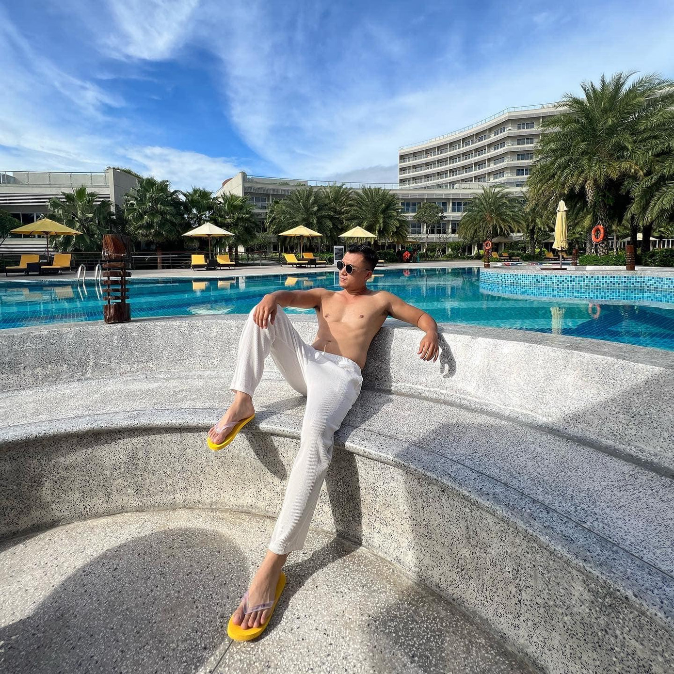 Diễn viên Xuân Phúc &quot;Đấu trí&quot; cùng gia đình nghỉ dưỡng tại Phú Quốc.