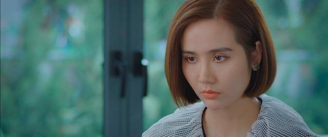 Vết thương lòng với quá khứ bị mẹ ruột bỏ rơi khiến Vân Trang có khoảng cách với bà Kim Nhung Vết thương lòng với quá khứ bị mẹ ruột bỏ rơi khiến Vân Trang có khoảng cách với bà Kim Nhung