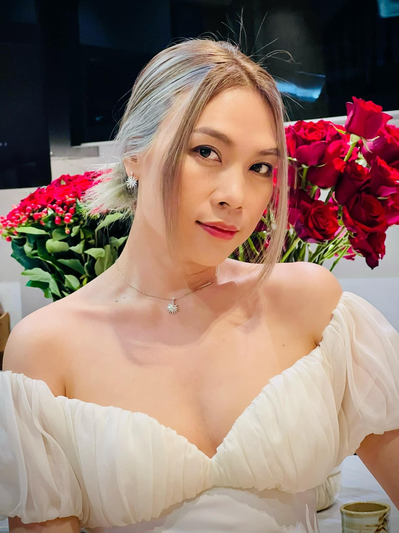 Những ngày cuối năm, Mỹ Tâm làm người hâm mộ “đứng ngồi không yên” khi khoe loạt ảnh điệu đà, quyến rũ lên trang cá nhân.