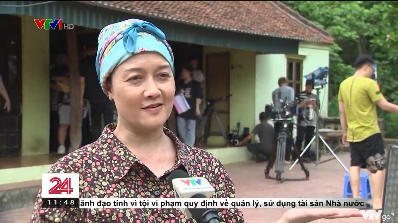 Nghệ sĩ Vân Dung hồi hộp, vui mừng khi thấy đồng nghiệp thân thiết trở lại