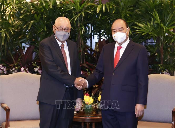 Chủ tịch nước Nguyễn Xuân Phúc tiếp ông Ang Kong Hua, lãnh đạo Tập đoàn Sembcorp Industries. Ảnh: Thống Nhất/TTXVN.