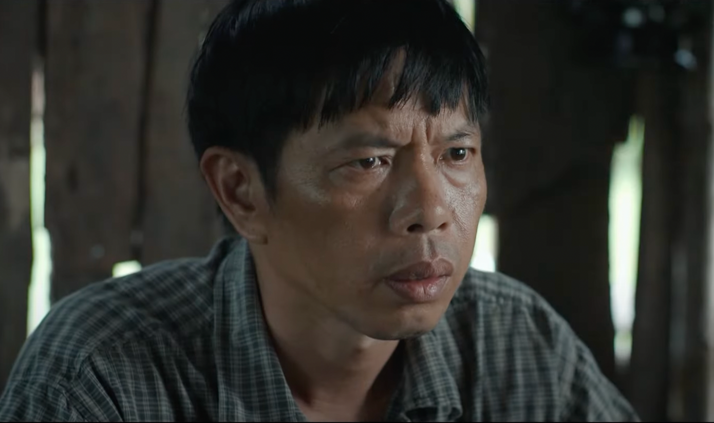 Bà Lành kể với Mô rằng Khoản và Loan là 2 anh em cùng cha khác mẹ, bà đã cưu mang “con ghẻ” từ khi lọt lòng tới giờ. Ảnh: CMH Bà Lành kể với Mô rằng Khoản và Loan là 2 anh em cùng cha khác mẹ, bà đã cưu mang “con ghẻ” từ khi lọt lòng tới giờ. Ảnh: CMH