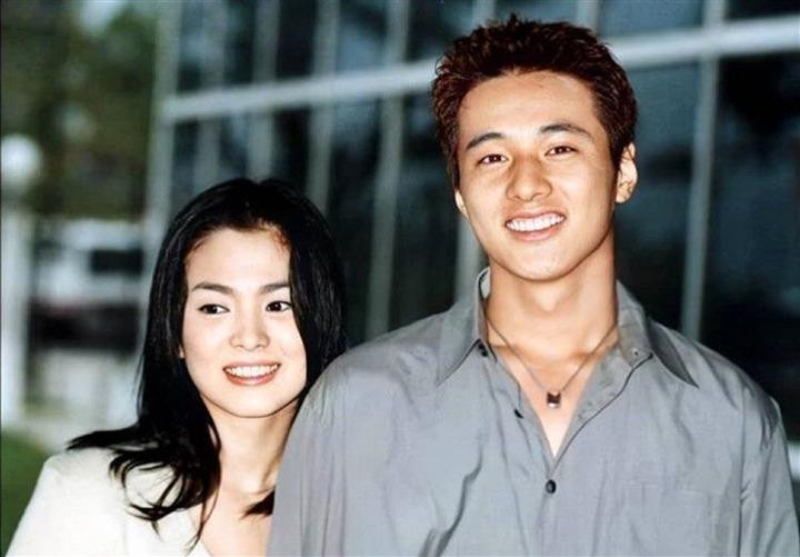Won Bin và Song Hye Kyo trong Trái tim mùa thu (2000) Won Bin và Song Hye Kyo trong Trái tim mùa thu (2000)