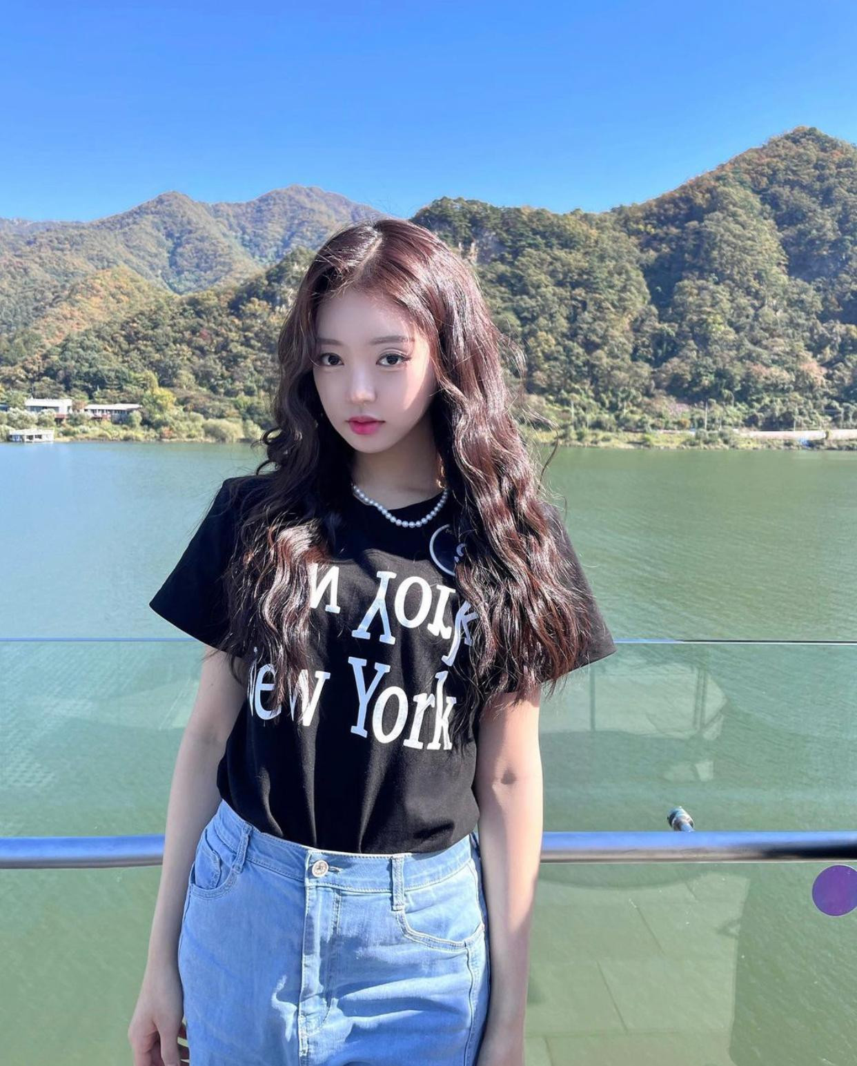 Mỹ nhân 25 tuổi theo đuổi phong cách nữ tính, ngọt ngào.