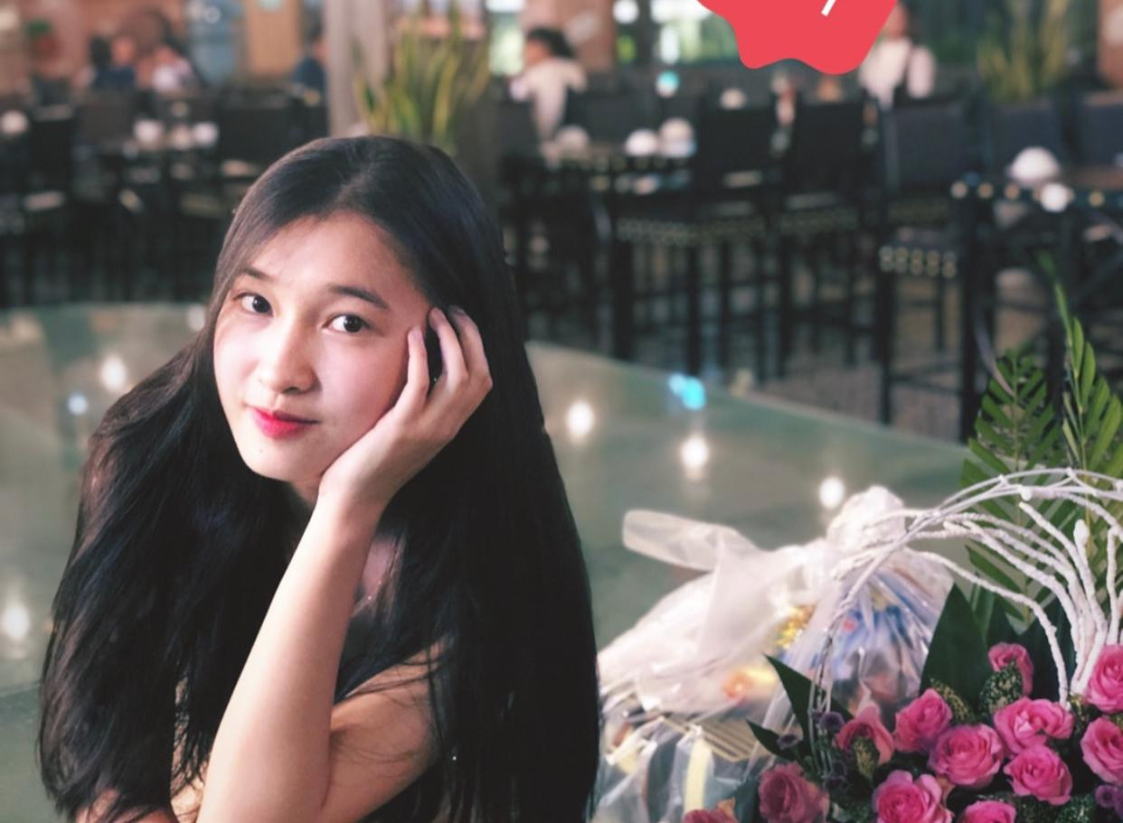 Sau cuộc thi, nhan sắc trong veo của Phương Nhi được cộng đồng mạng hết lời khen ngợi.