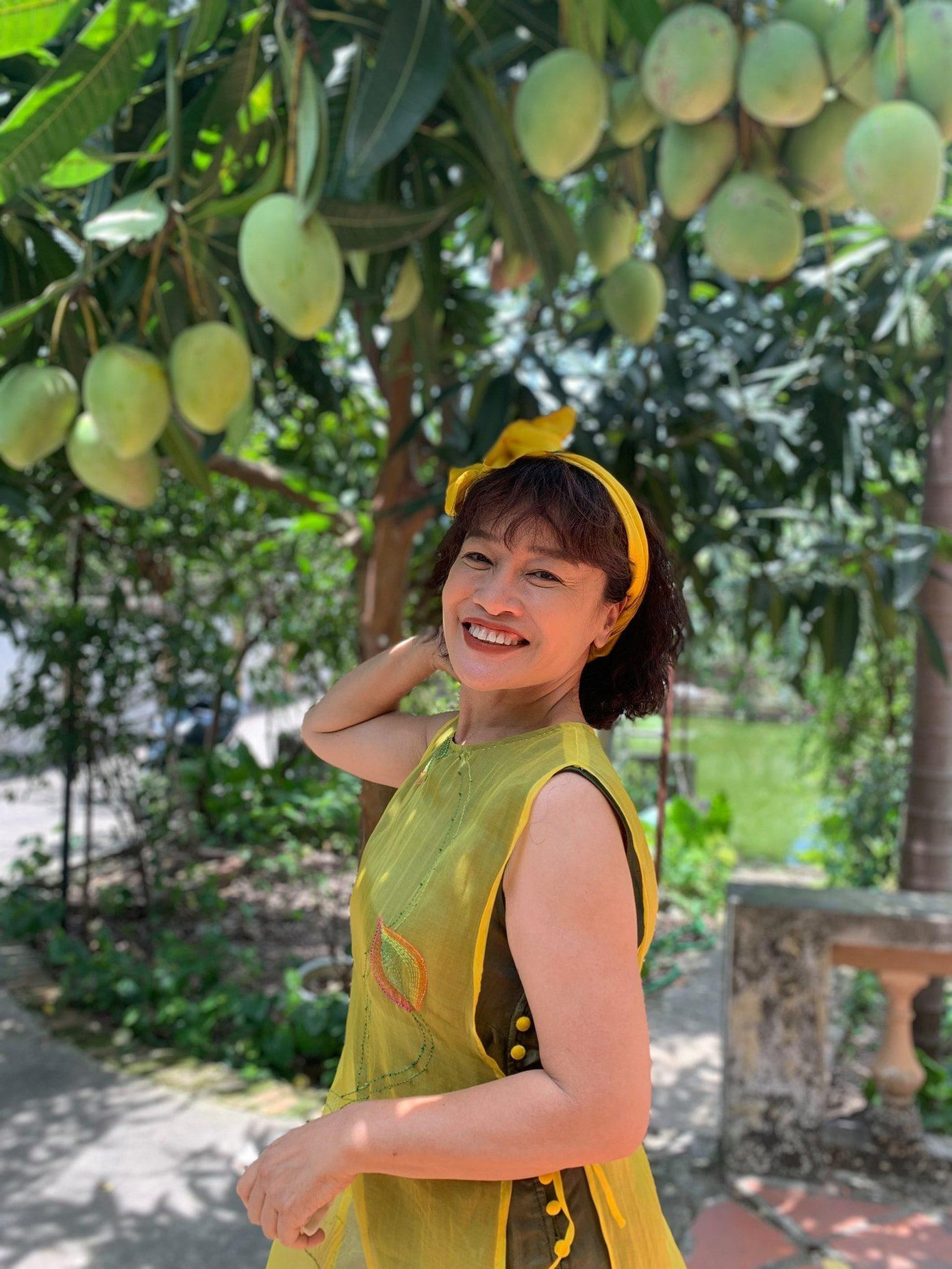 Diễn viên Tú Oanh