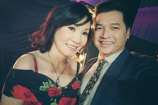 Quang Minh giữ mối quan hệ văn minh với vợ cũ sau ly hôn. Quang Minh giữ mối quan hệ văn minh với vợ cũ sau ly hôn.